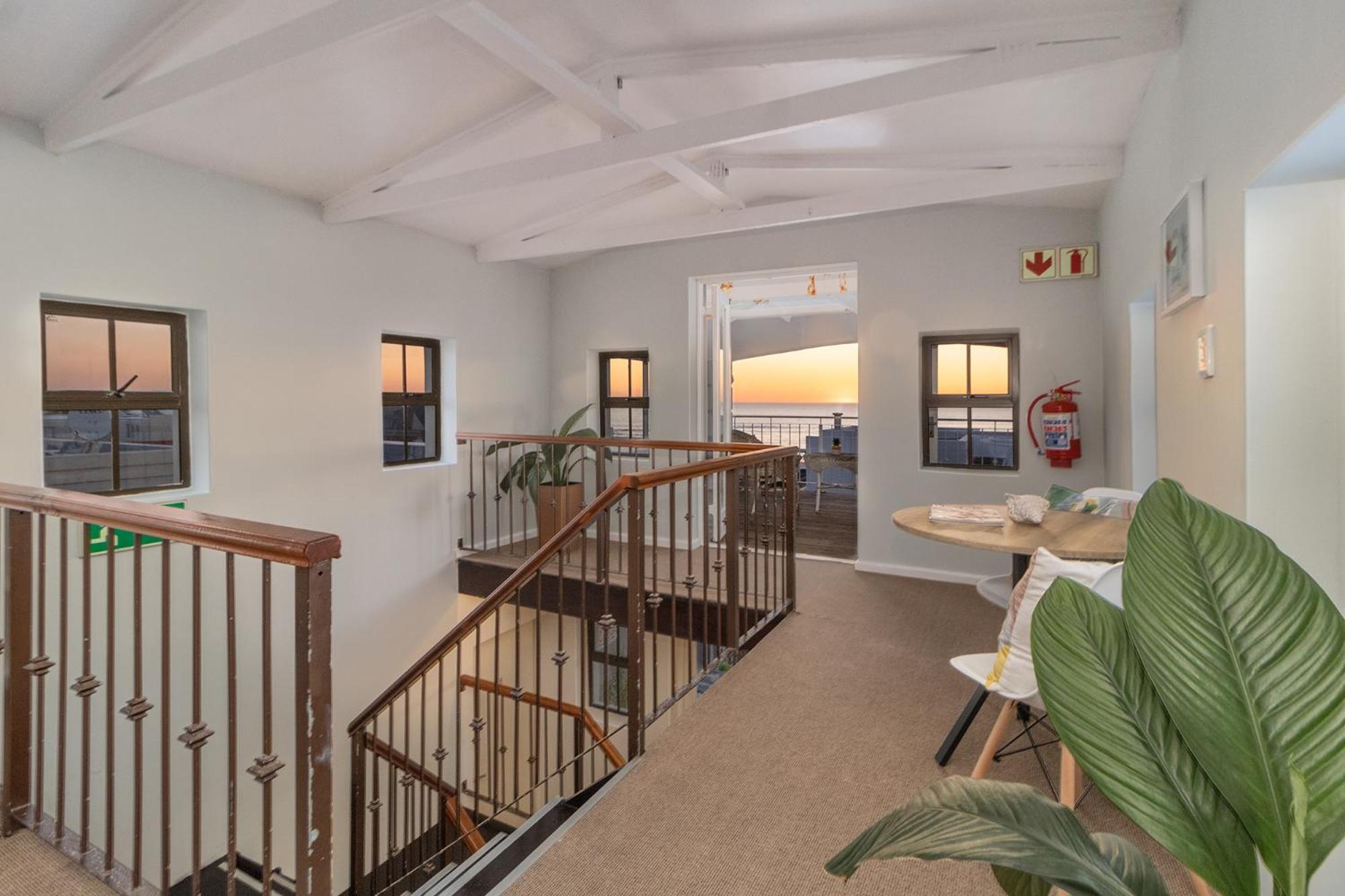 The Sandcastle Guesthouse - Melkbosstrand Exterior photo